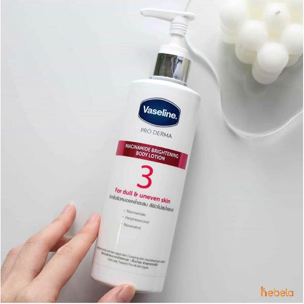 Sữa dưỡng thể Vaseline Pro Derma