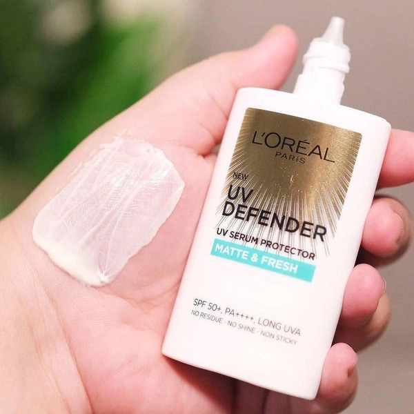 Review kết cấu kem chống nắng cho da dầu L'Oreal UV Defender Matte and Fresh